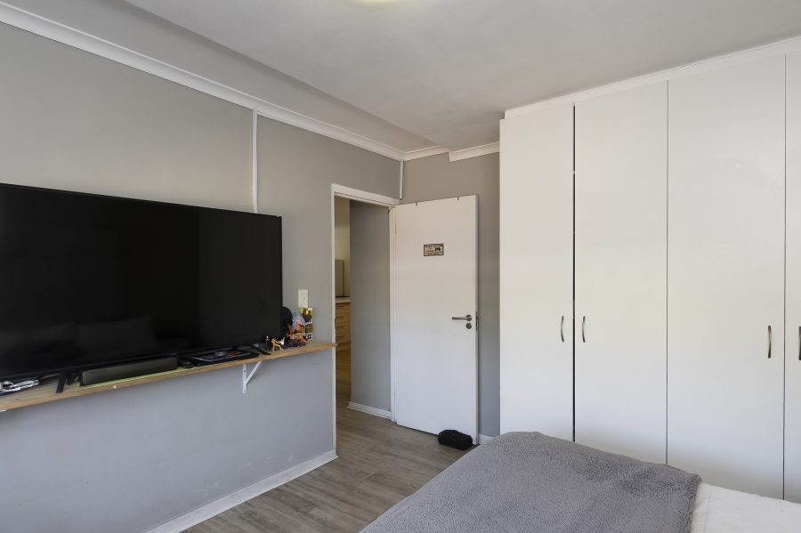 3 Bedroom Property for Sale in Somerset West Mall Triangle Western Cape